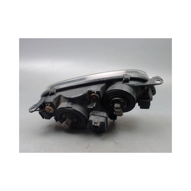 PHARE GAUCHE TOYOTA COROLLA 2000-2001
